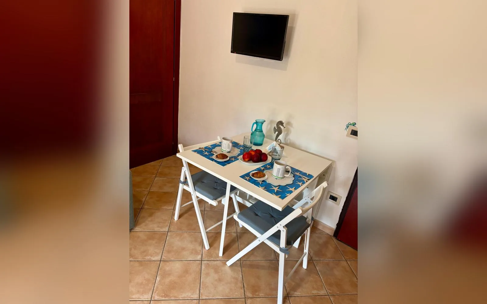 Camera con bagno privato — Il Patio di Martina, Olbia (Olbia Mare) (Sardegna) (foto 17)